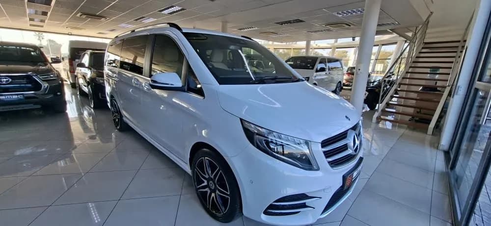 2019 Mercedes-Benz V-class   V250d AT AMG line