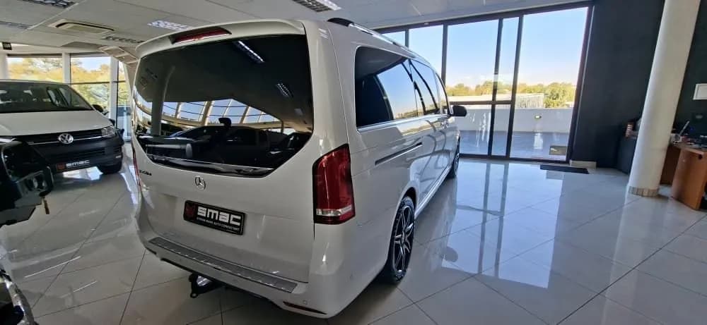 2019 Mercedes-Benz V-class   V250d AT AMG line