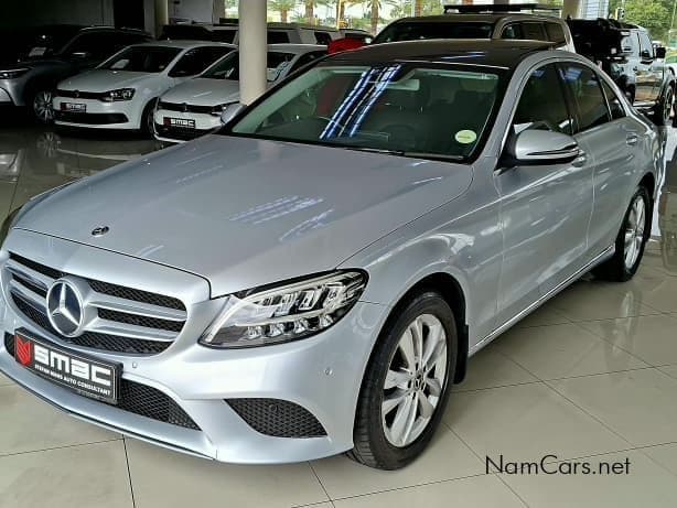 Mercedes-Benz C180 AT