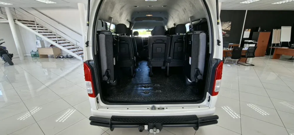 2024 Toyota Quantum 2.5 D-4D 14-Seater – photo 5