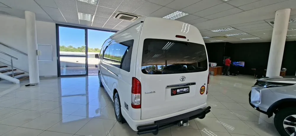 2024 Toyota Quantum 2.5 D-4D 14-Seater – photo 4